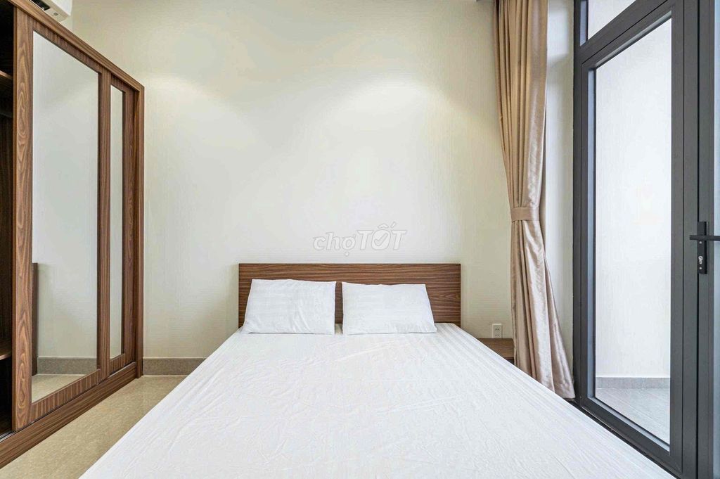Rent studio full balcony furniture in Hồng Bàng