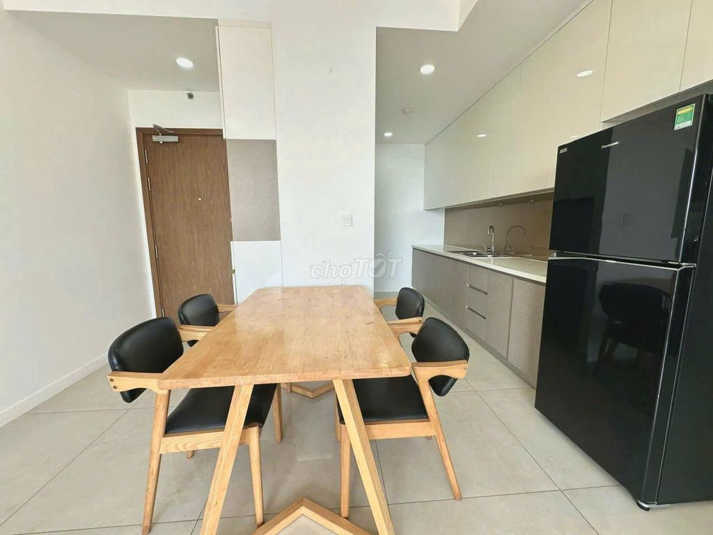Tân Phước Plaza-Line Li. Three bedrooms for 15 million a month.