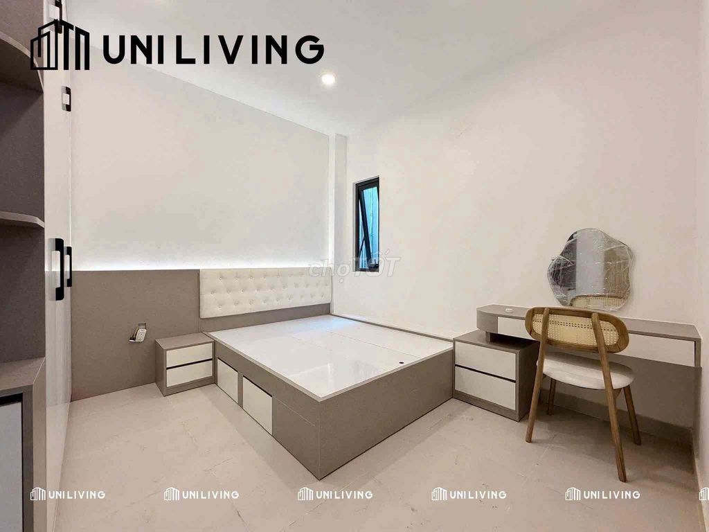 Open two bedrooms in unifying.