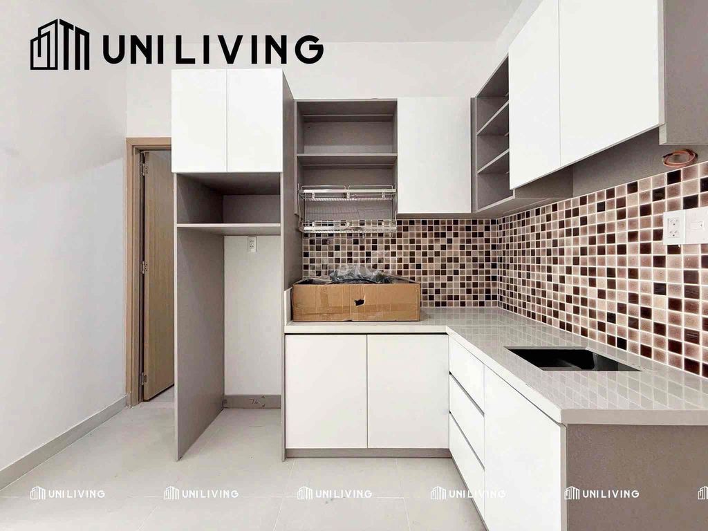 Open two bedrooms in unifying.