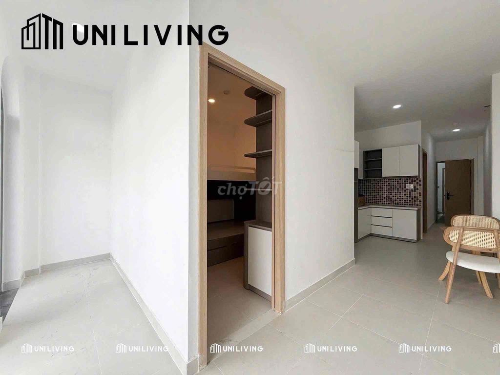 Open two bedrooms in unifying.