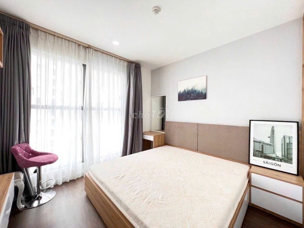 The Plaza Republic apartment is 76 meters-2 p sleeping-ntc-at 14 million a month.