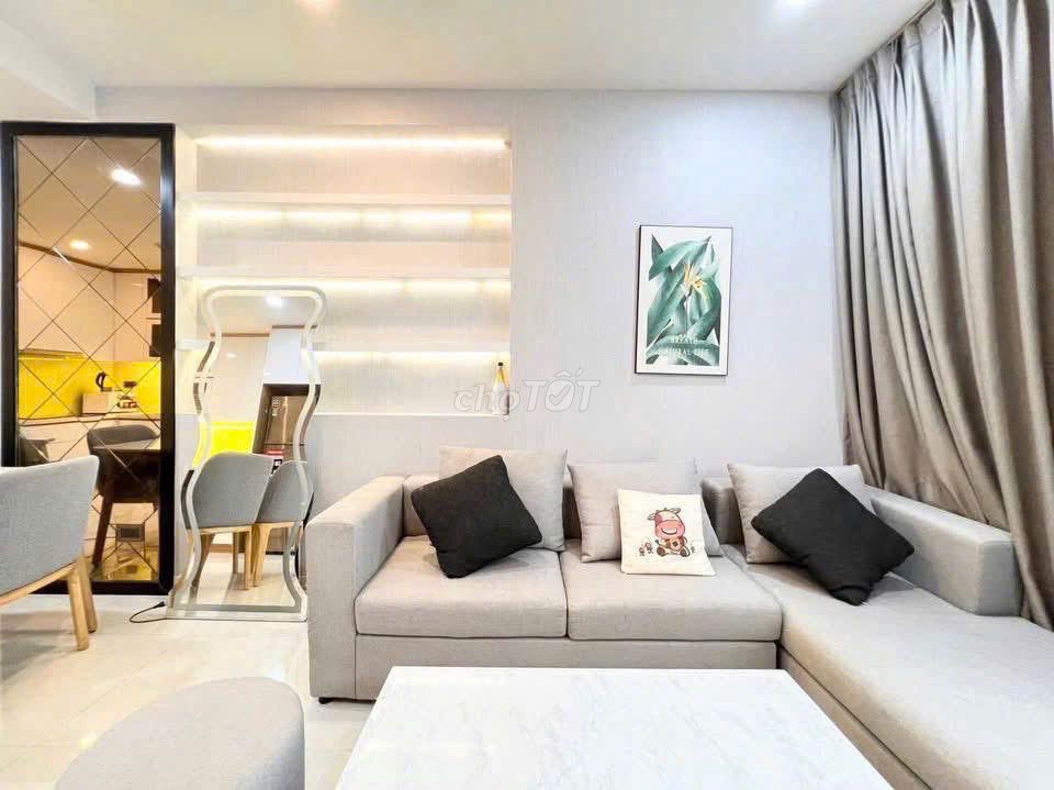 The Plaza Republic apartment is 76 meters-2 p sleeping-ntc-at 14 million a month.