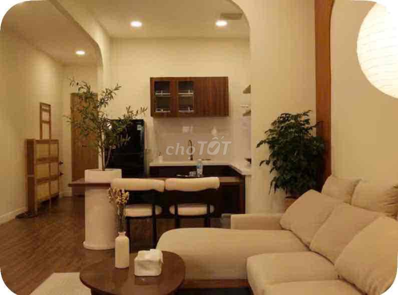 A sleep room shows a demonstration-- District 1 .1 central location, near the Walkway, Diwan.