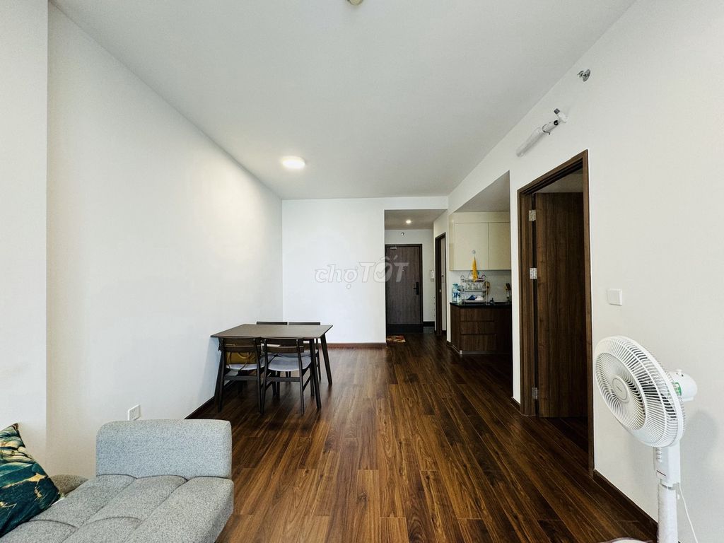 Rent the Akari City Guardian.