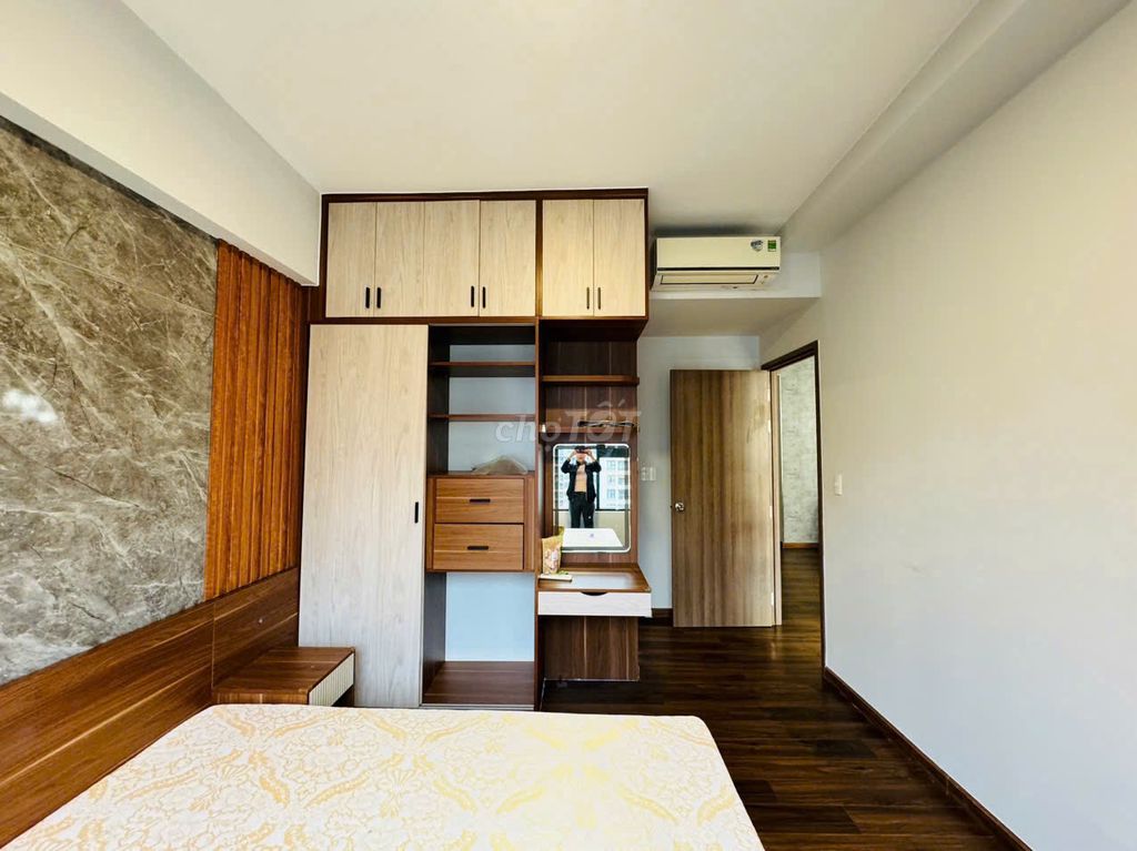 Rent Akari City.