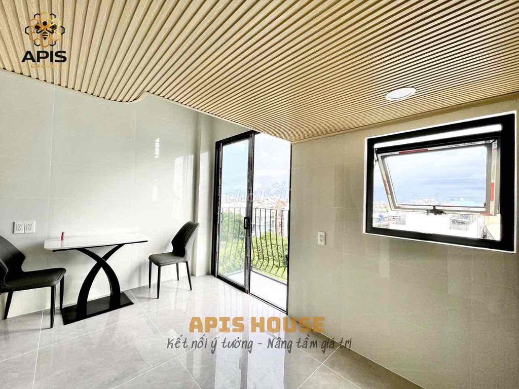 Rent a room with chill's balcony. - Cleared the elevators.