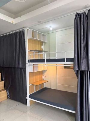 Free hostel near Phan Xích Long, bid from 1 million-six.