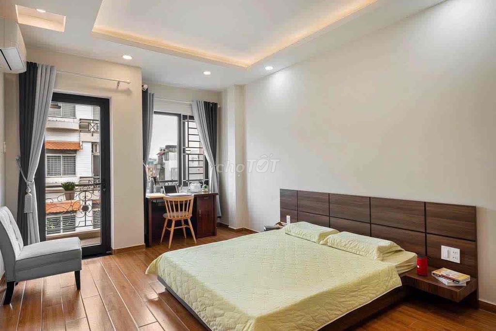 Open a bedroom right now. Lê Quang Định, full interior, market lady.