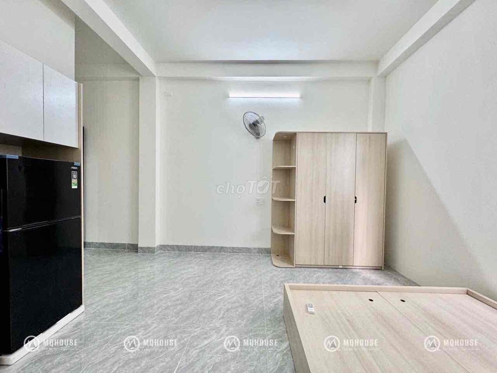 Hire Studio Bàu Cát Shun Way via Etown Tân Bình Republic