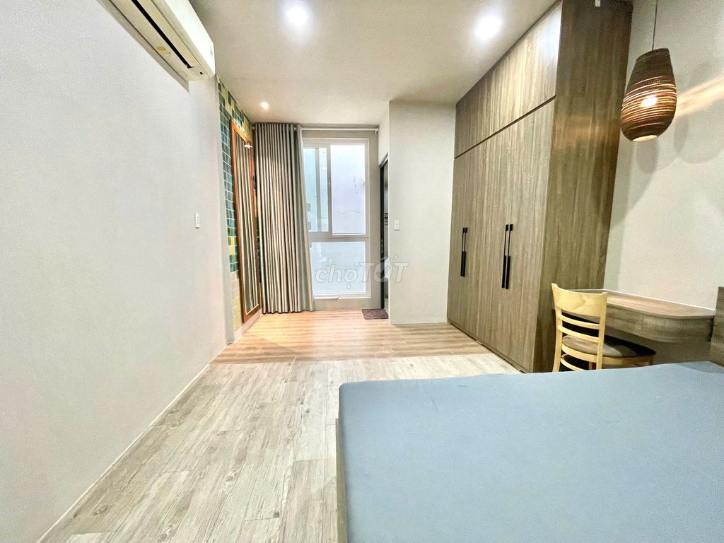 The 1st Bedroom. The private washing machine room, Landmark 81, Saigon Bridge.