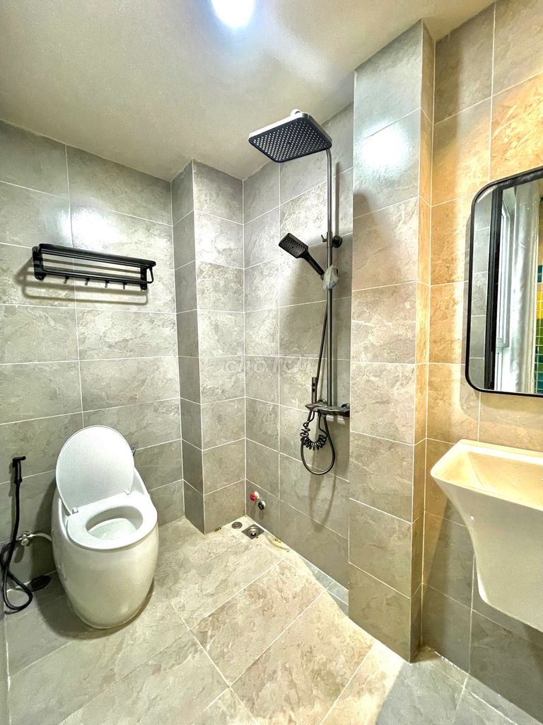 The 1st Bedroom. The private washing machine room, Landmark 81, Saigon Bridge.