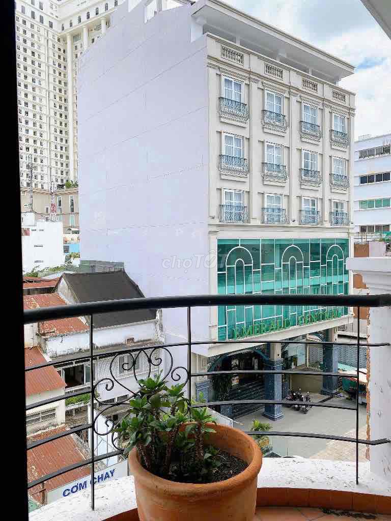 apartment 60 m2 One bedroom full Huỳnh Tịnh Của interior 3