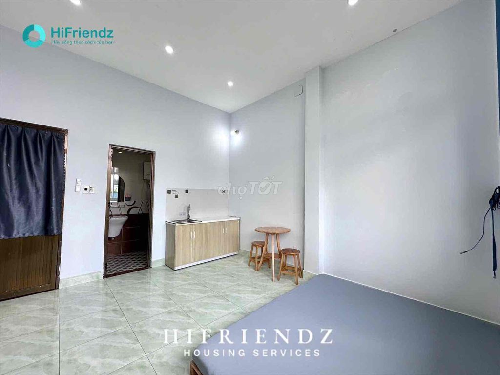 clear the flat “slow and full interior right here at Cầu Chữ Y.