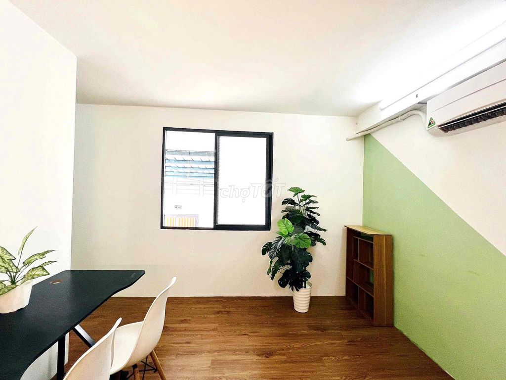 A full-in-the-art kitchen room right Nguyễn Thị Tú.
