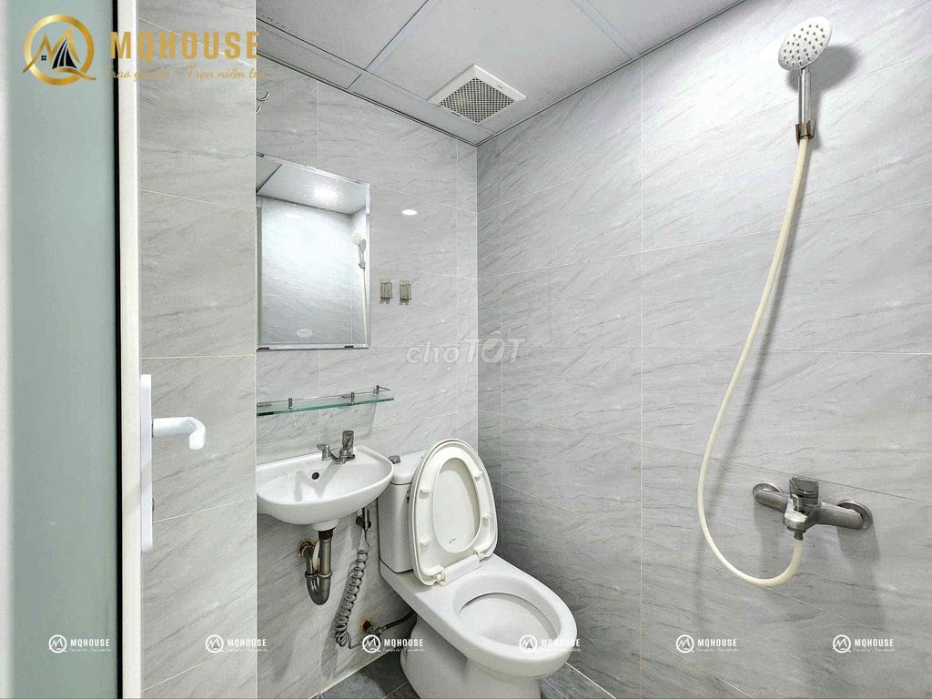 Rent the flat full interior window open sand.