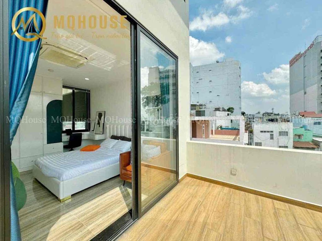 A penthouse-like bedroom, Tân Bình 0170 M2 -- both/tsn