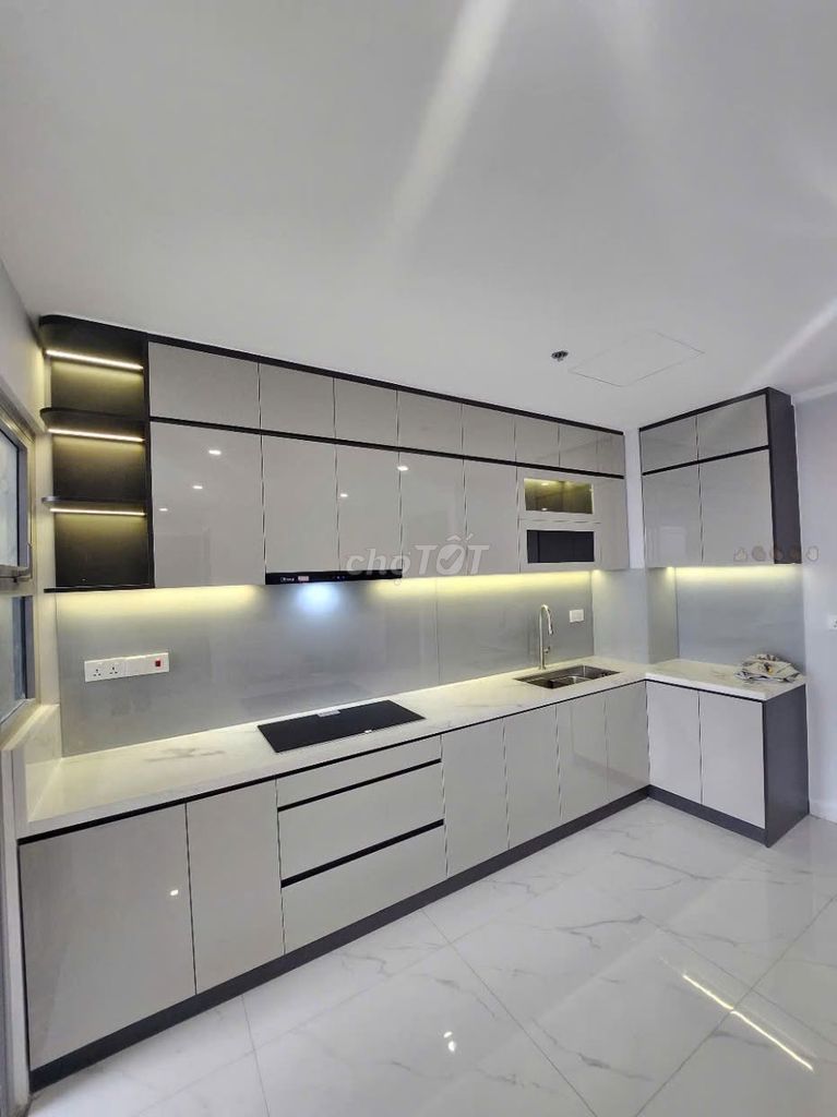 Renting Him Lam Chợ Lớn District 6, 11 million, 2 bedrooms, 2 toilets, ntcb, good price!