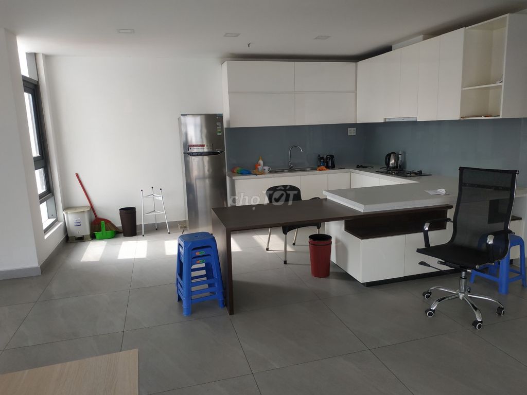 Rent Bảy Hiền Tower (Tân Bình - 200 M2 (4) bedrooms, 3 toilets) - 17 million a month