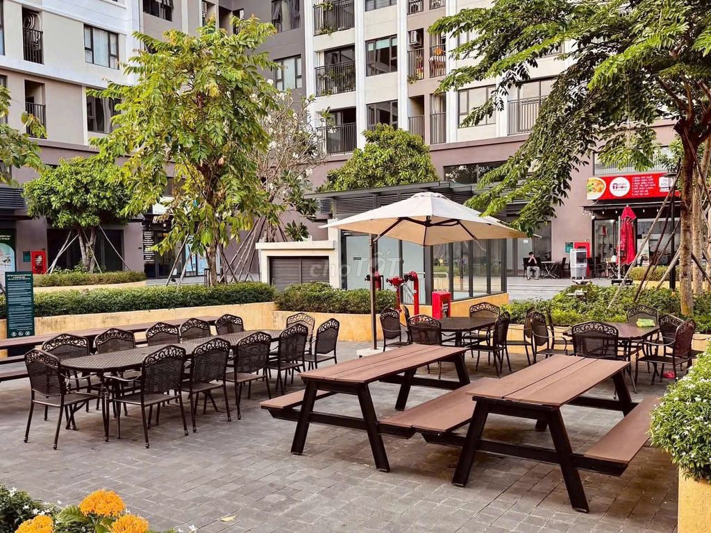 Rent a picity apartment in 12 – 2 bedroom full of furniture - 10 million a month.