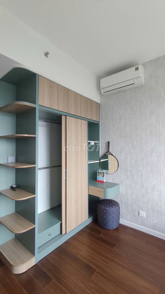 Rent a picity apartment in 12 – 2 bedroom full of furniture - 10 million a month.