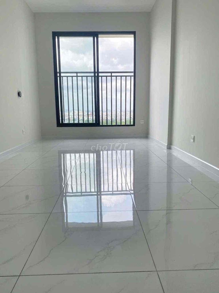 Rent PiCity High Park-- 12 57 meters-- 2 bedrooms, an interior toilet.