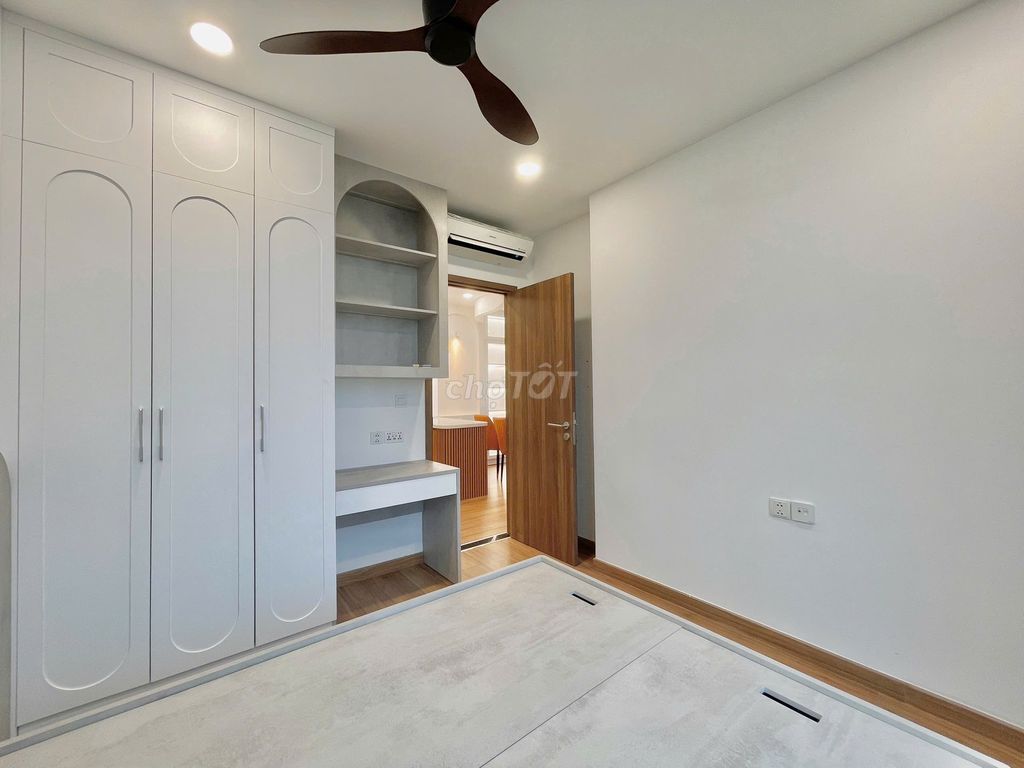 Rent the apartment three bedrooms, 100 meters. Eco Green. Stay right there.