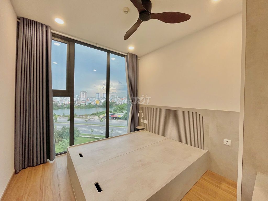 Rent the apartment three bedrooms, 100 meters. Eco Green. Stay right there.