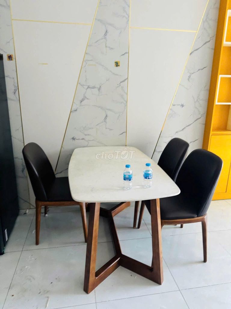 House richstar on Hòa Bình, 2 rooms 64 m2 at 12 million in a row