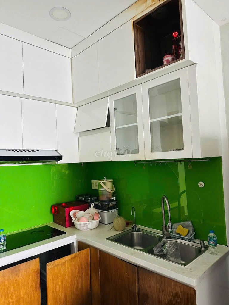 House richstar on Hòa Bình, 2 rooms 64 m2 at 12 million in a row