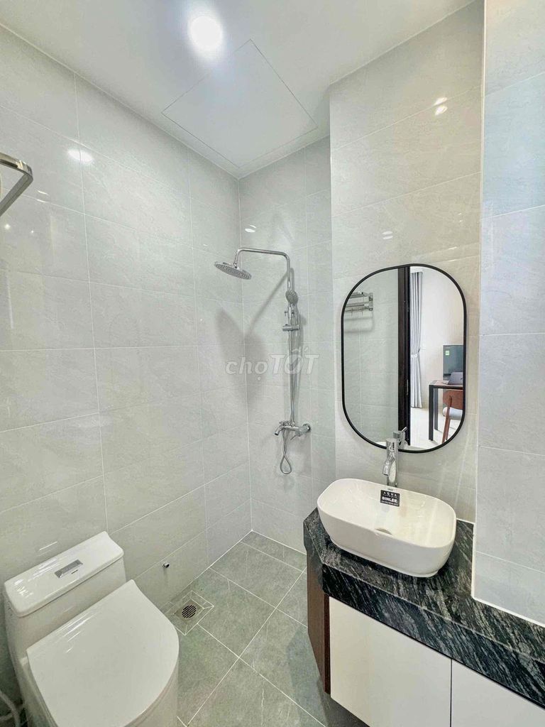 Rent the balcony studio right at the airport-full interior.
