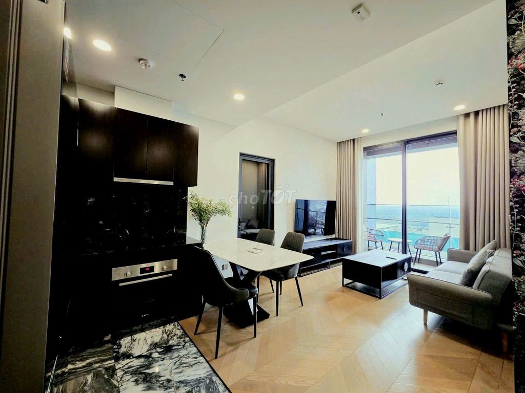 Rent two river-view bedrooms for 35 million management fees.