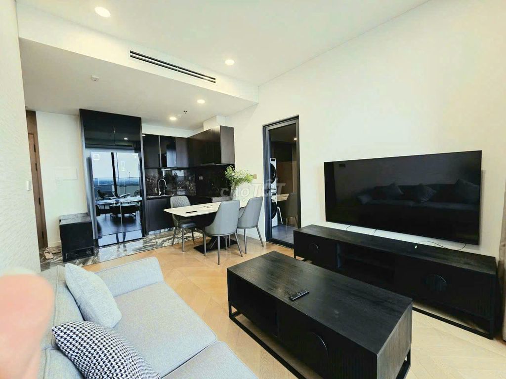 Rent two river-view bedrooms for 35 million management fees.