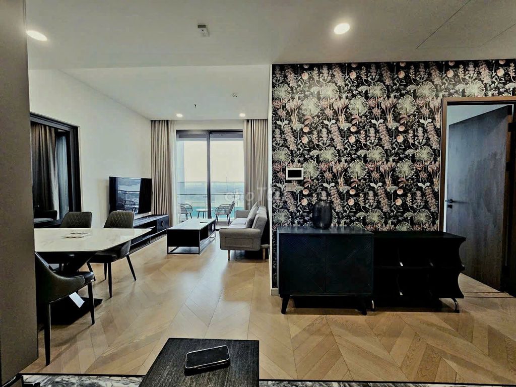 Rent two river-view bedrooms for 35 million management fees.