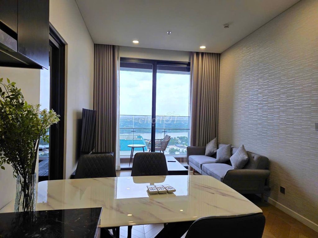 Rent two river-view bedrooms for 35 million management fees.
