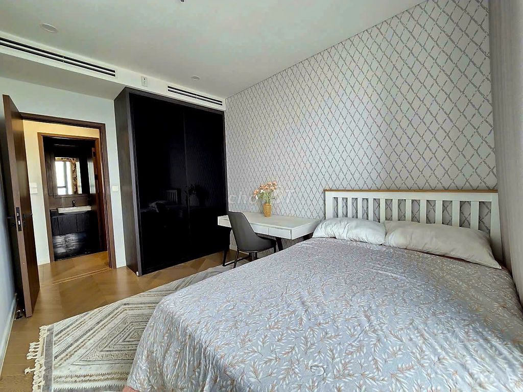 Rent two river-view bedrooms for 35 million management fees.