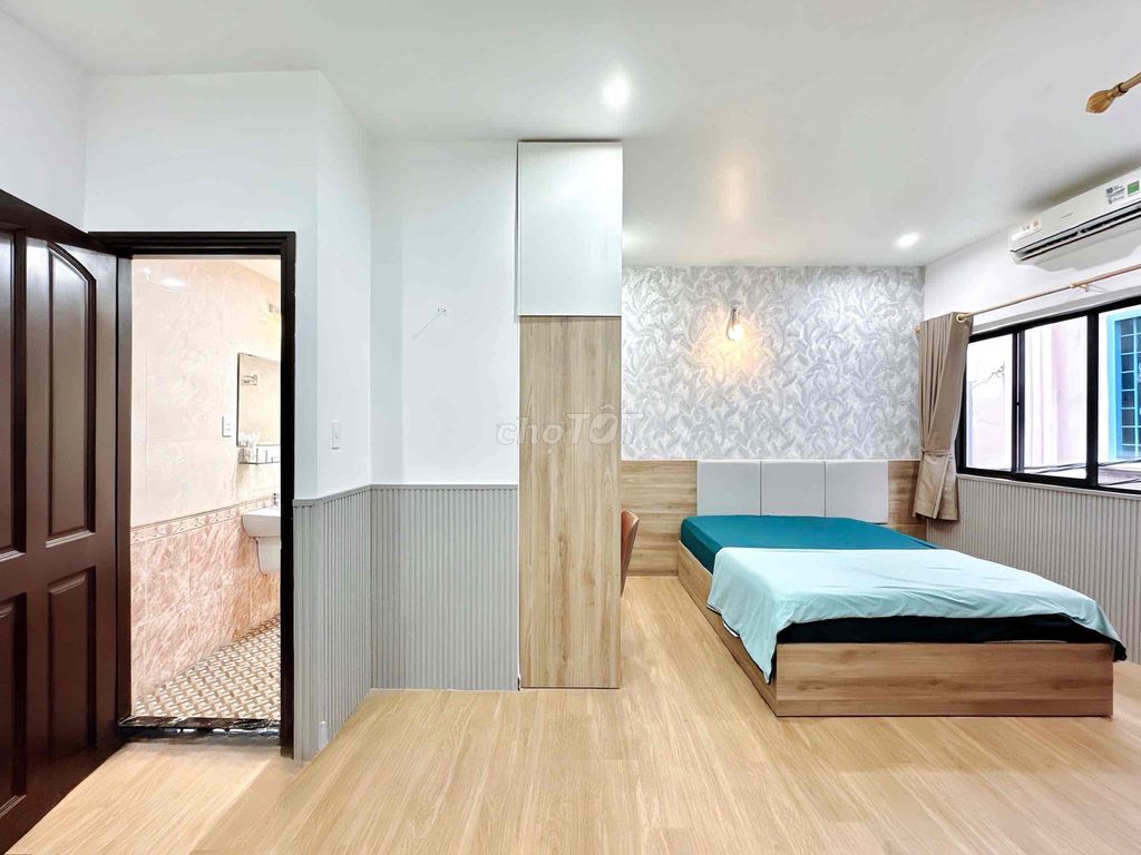 1 balcony bedroom 8 A Thái Văn Lung - 15 B.S. Bến Nghé District 1