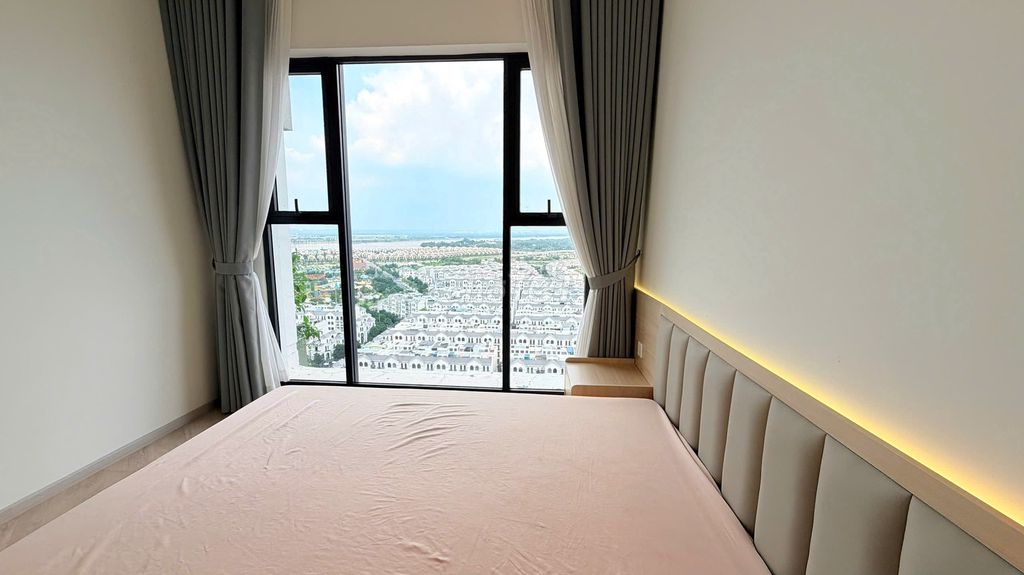 Three lbv rooms for cheap rent, firecracker view, easy host