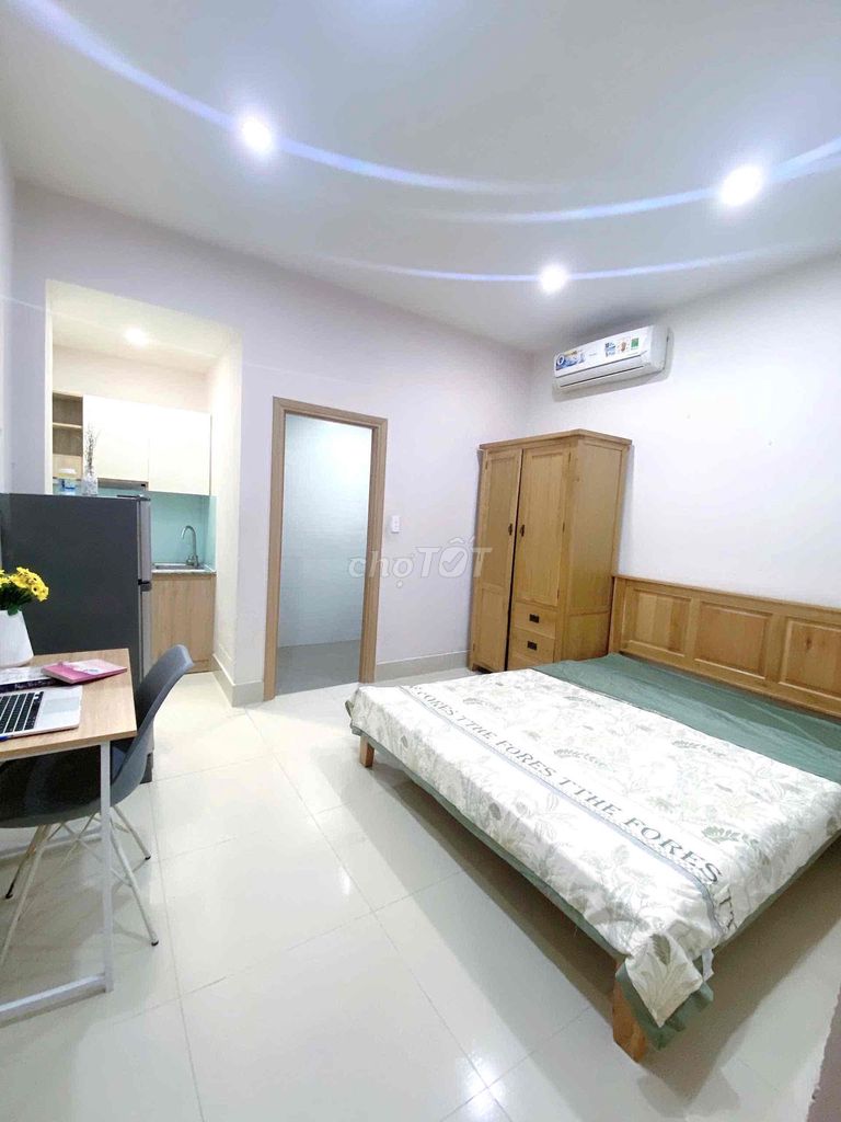 The full interior service apartment - elevator - Huỳnh Văn Bánh