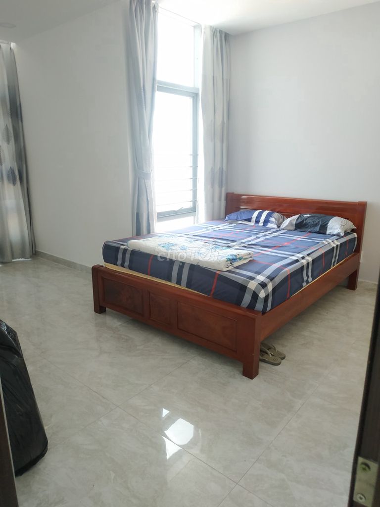 Rentment for penthose Bảy Hiền Tower 4 rooms for 17 millionu