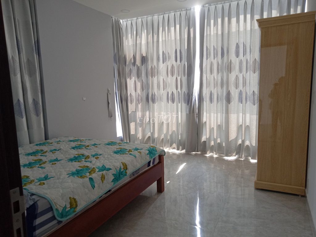 Rentment for penthose Bảy Hiền Tower 4 rooms for 17 millionu
