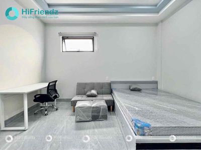 A nice, cheap, comfortable mini apartment near metro station to District 1, District 2.
