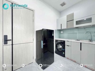 A nice, cheap, comfortable mini apartment near metro station to District 1, District 2.