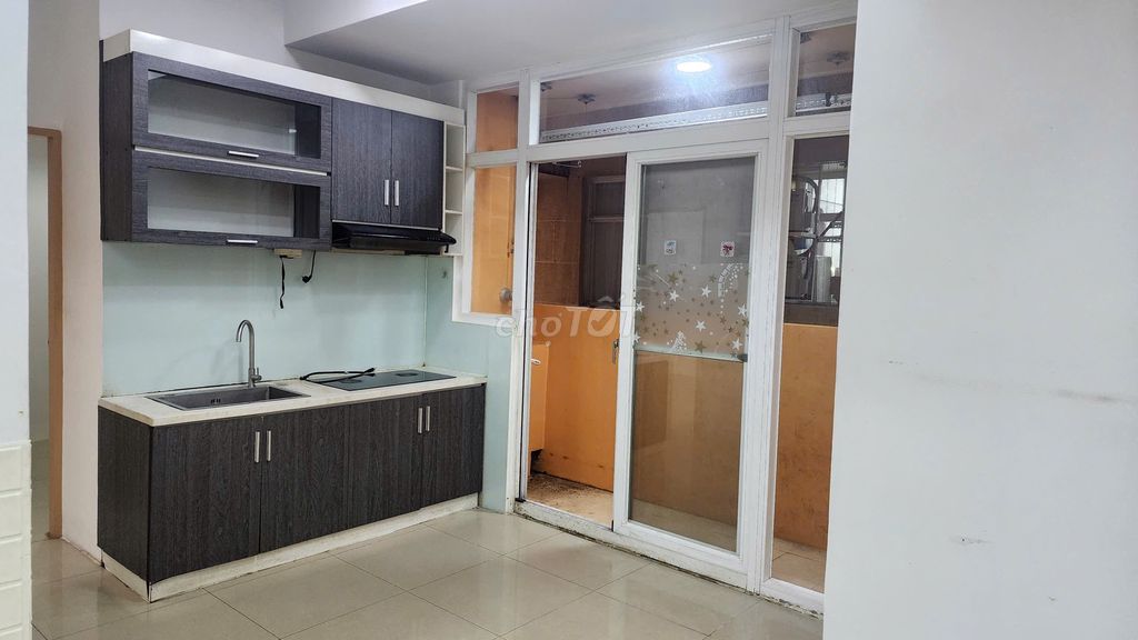 Rent Royal Royal apartment.