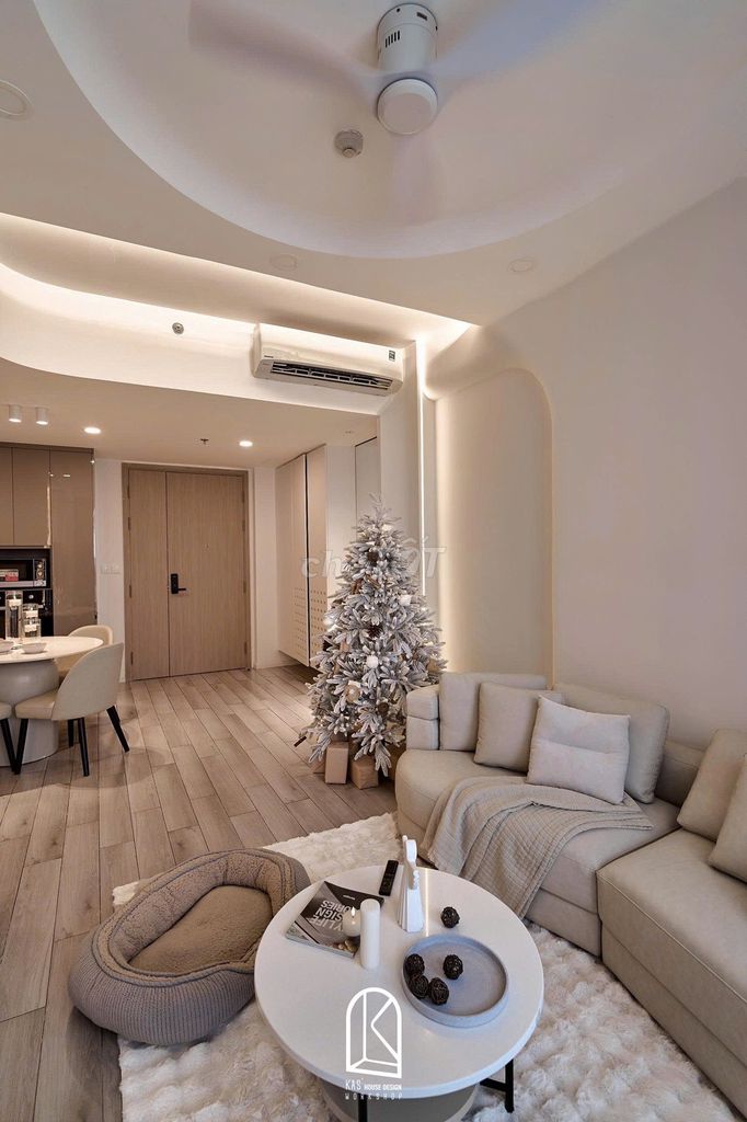 Rent the three bedrooms at the corner of Masteri Centre Point full of luxry furniture