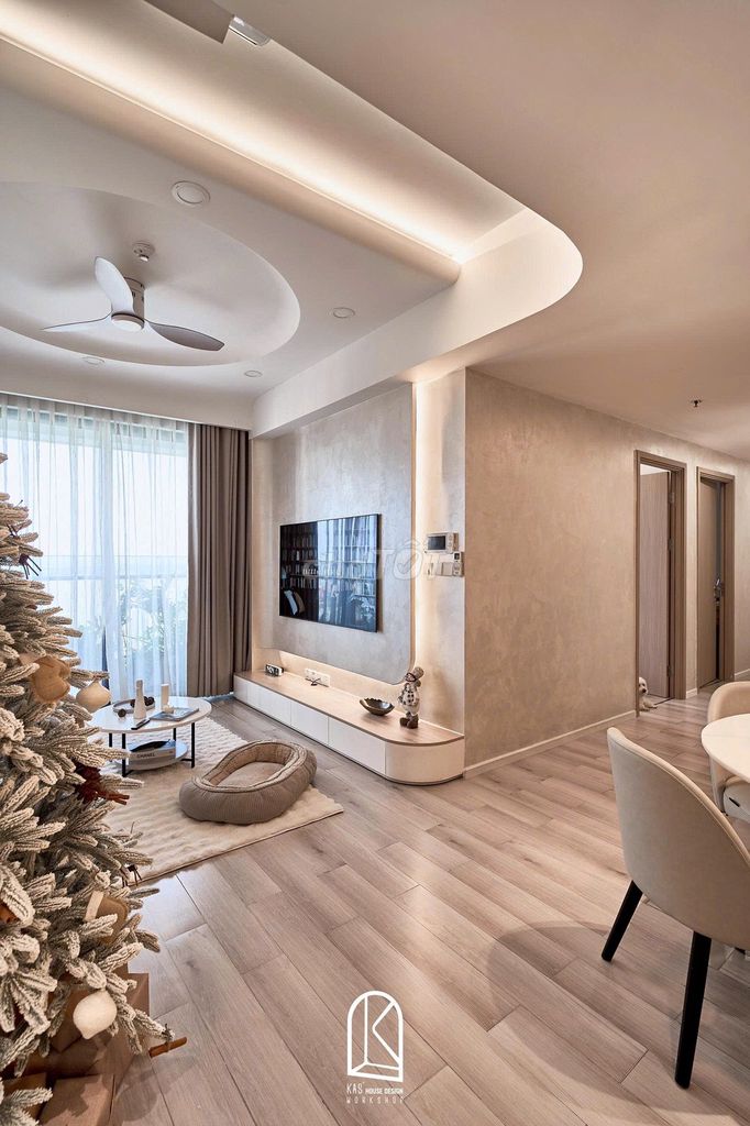 Rent the three bedrooms at the corner of Masteri Centre Point full of luxry furniture