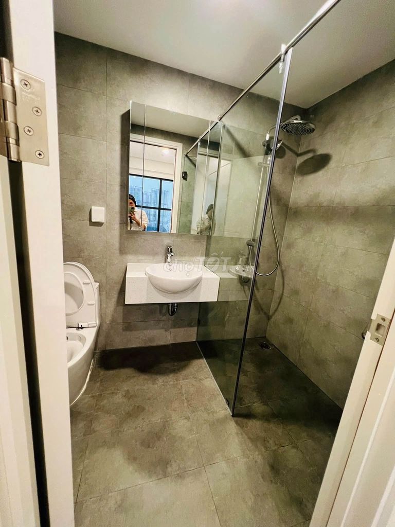 Two full bedrooms ready for 20 million a month.