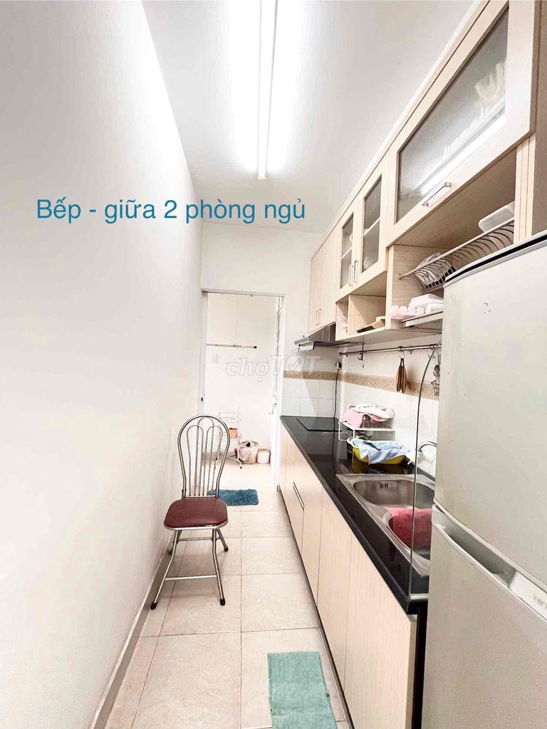 Two bedrooms, two against the owner, rented, not passed through the middle.