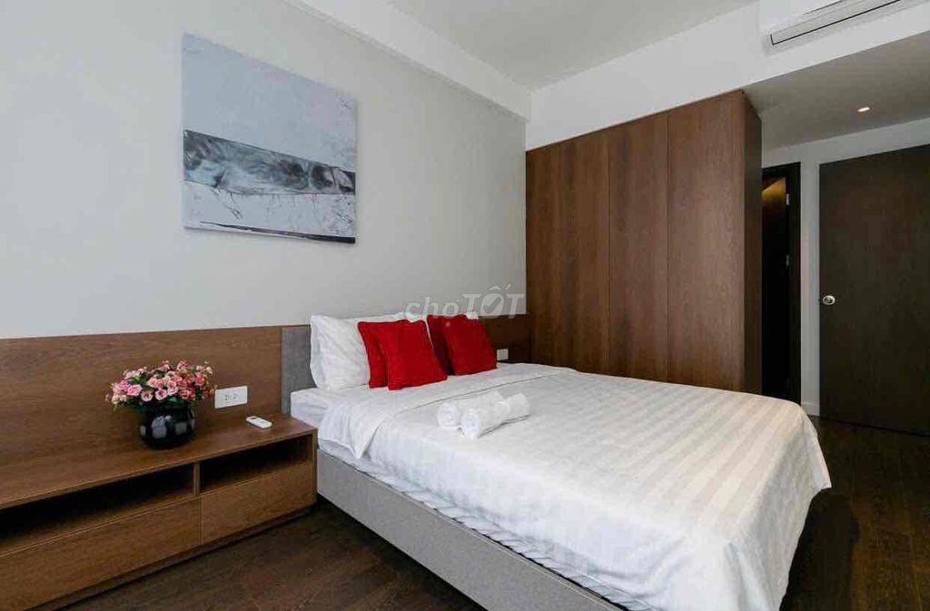 Rent two bedrooms - two toilets 65 M2 0123 million a month.