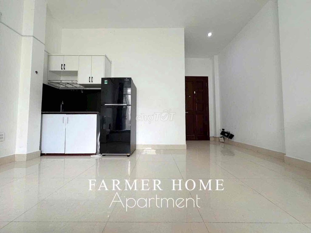 Rent a building with a balcony, private wash-house with elevators.